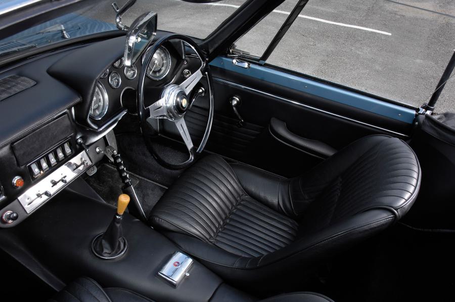 Maserati Mistral Spyder 1967 года  (фото 4 из 6)